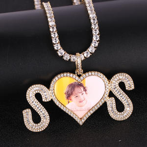 Creative Design Fashion  Frame Photo Necklace Hip Hop 2S Letters Splicing Heart Shaped Photo Pendant For Women Men